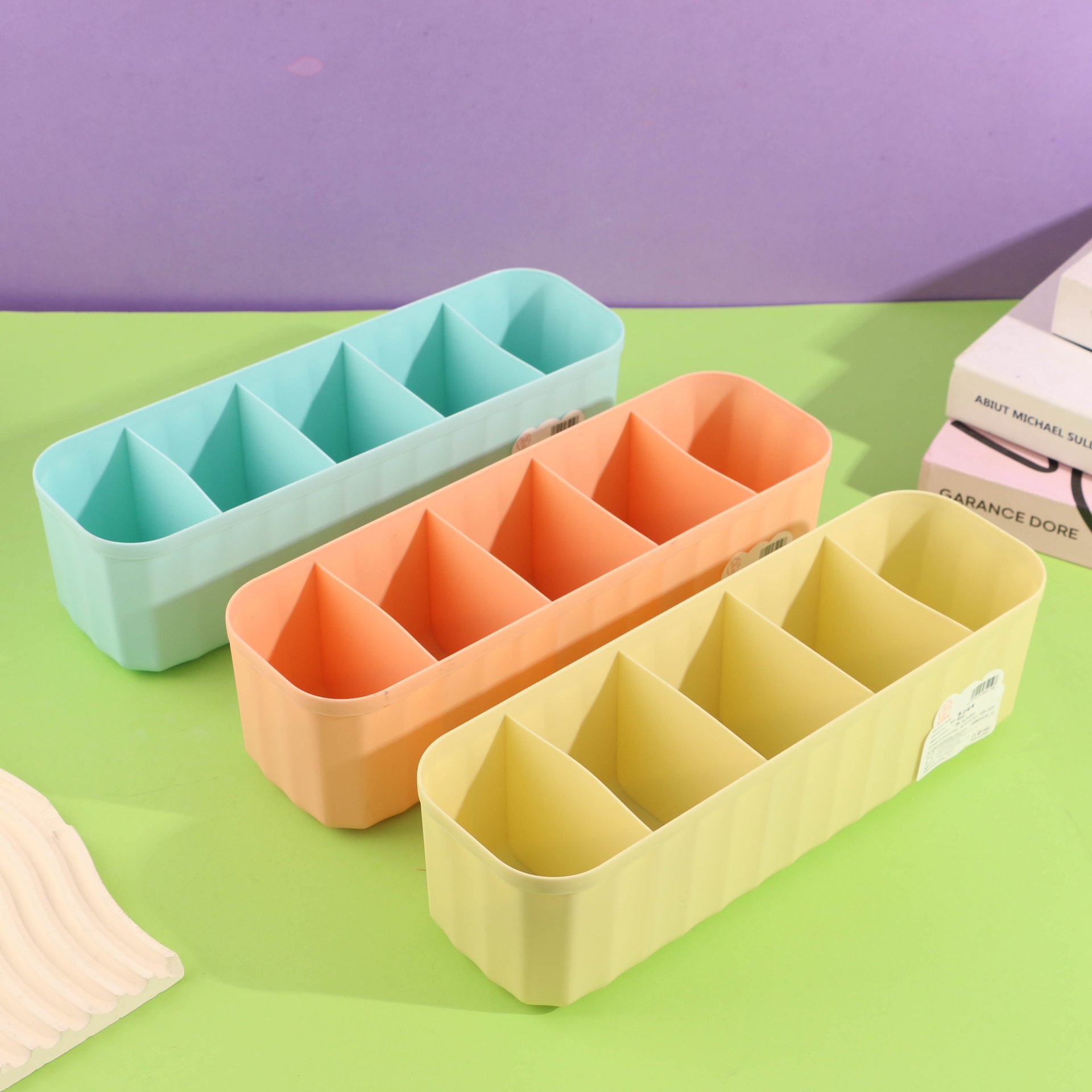 HT-Uncovered Multifunctional Box 860