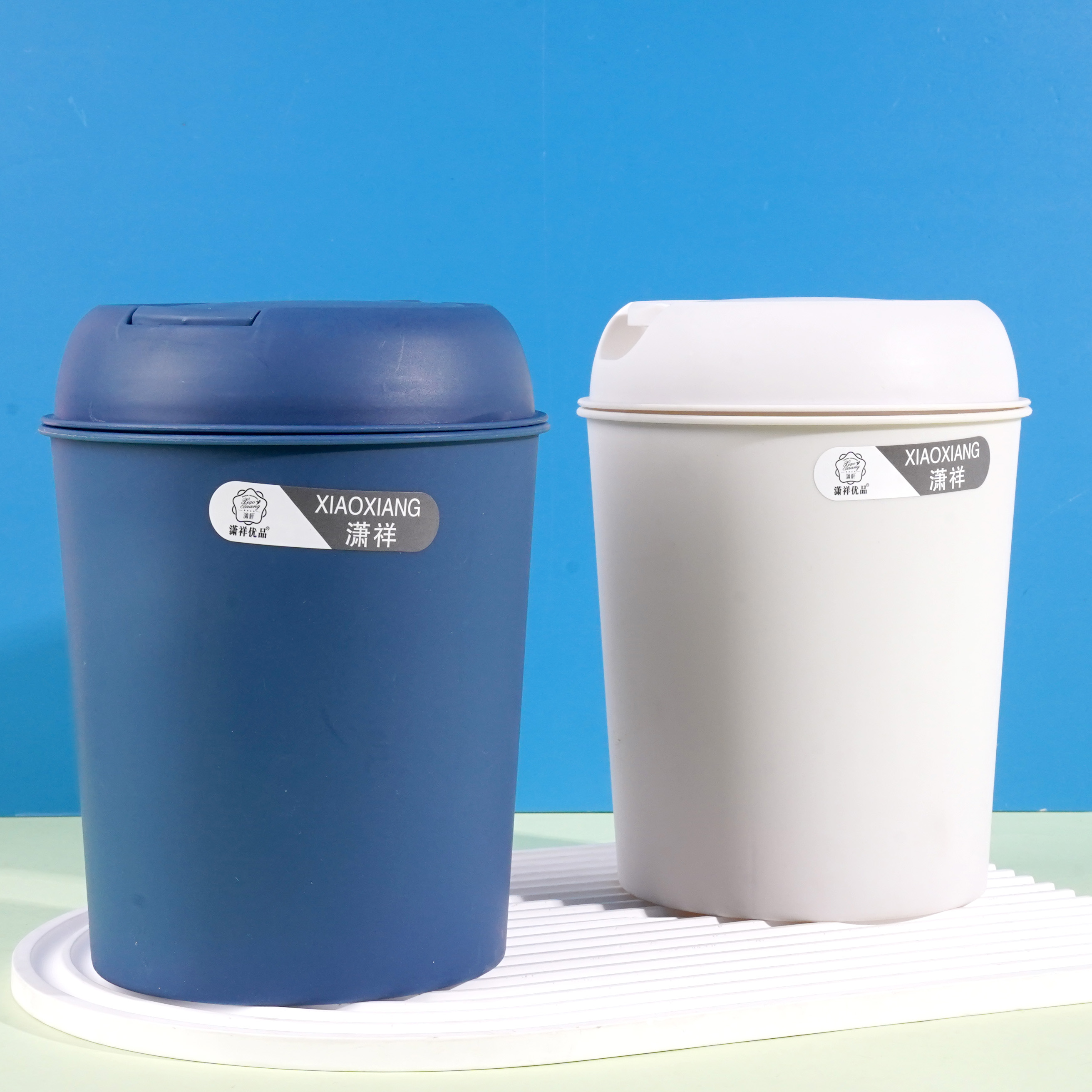 حاوية القمامة الفاخرة HT - 550