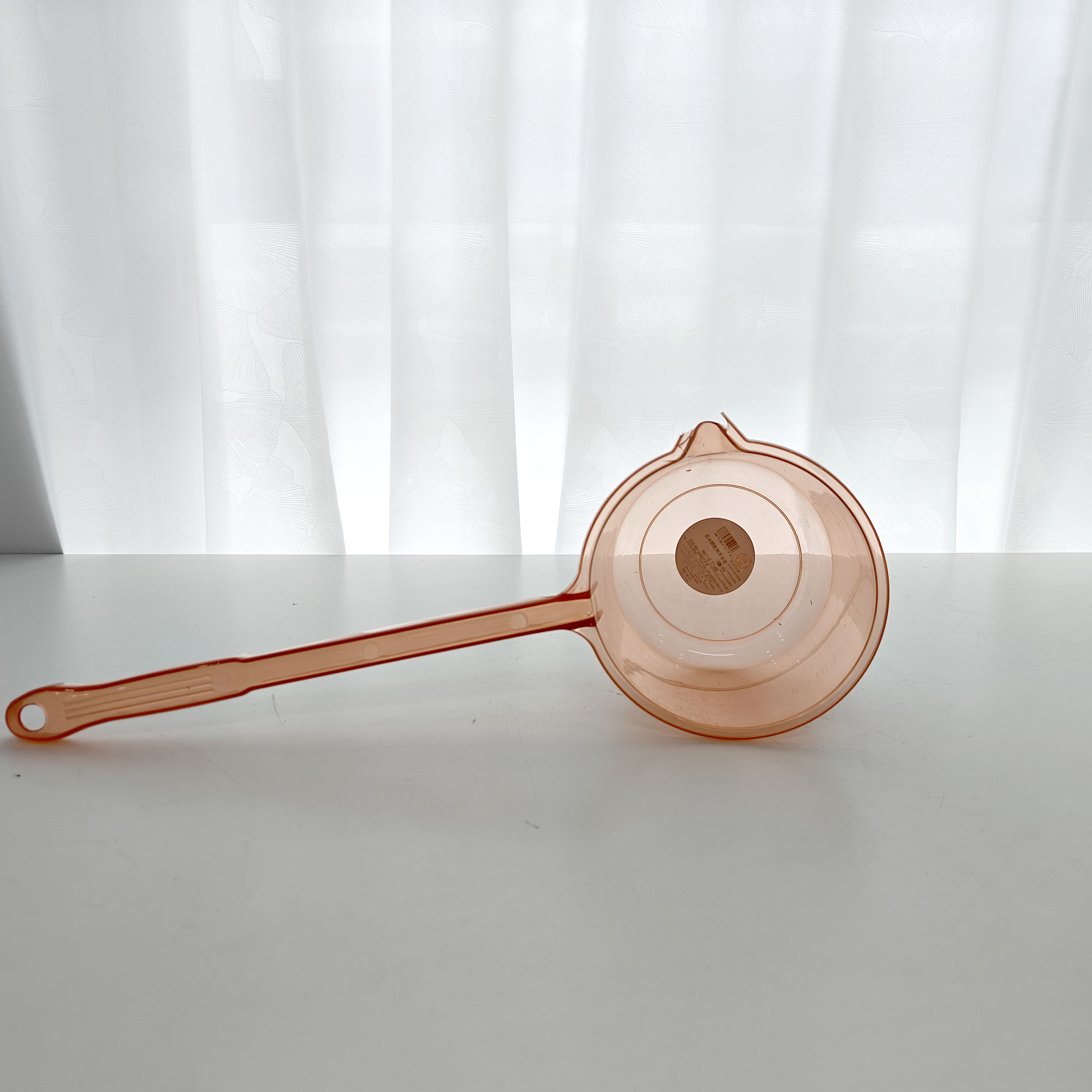 HT-Extended Handle Transparent Water Scoop 835