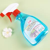 Le nettoyant pour verre Royal Ship de 400 g.