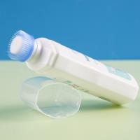 A-006 démaquillant multifonction pour les baskets blanches.