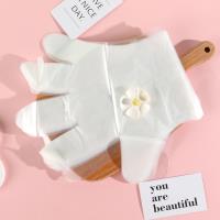 قفازات يمكن التخلص منها من طراز 0207PE.