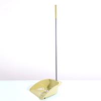 157 plastic-steel shovels