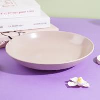 دلو مصنوع من البلاستيك يشبه الخزف، بقطر 9 بوصات، مصمم على شكل قمر مكتمل.