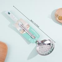 08 White Stone Pattern, 10 Colanders