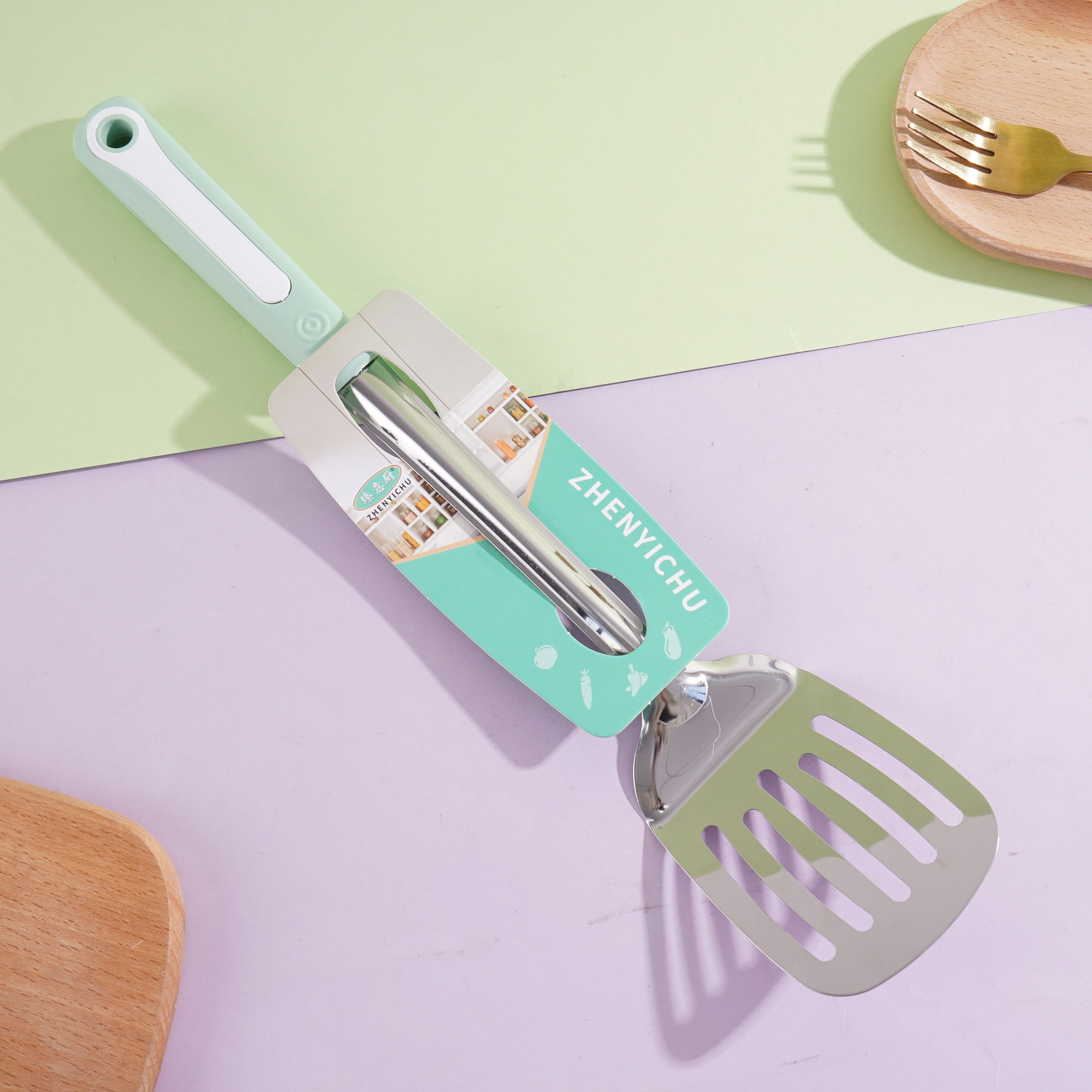 08 شوكة أفونجو للفواكه