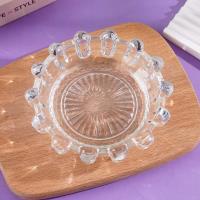 Un cendrier en verre de Zhongzhu de 6 pouces.