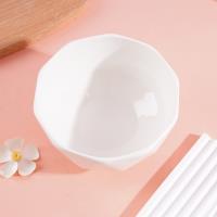 Boîte à bijoux en forme de diamant de 5,5 pouces, de couleur blanche.