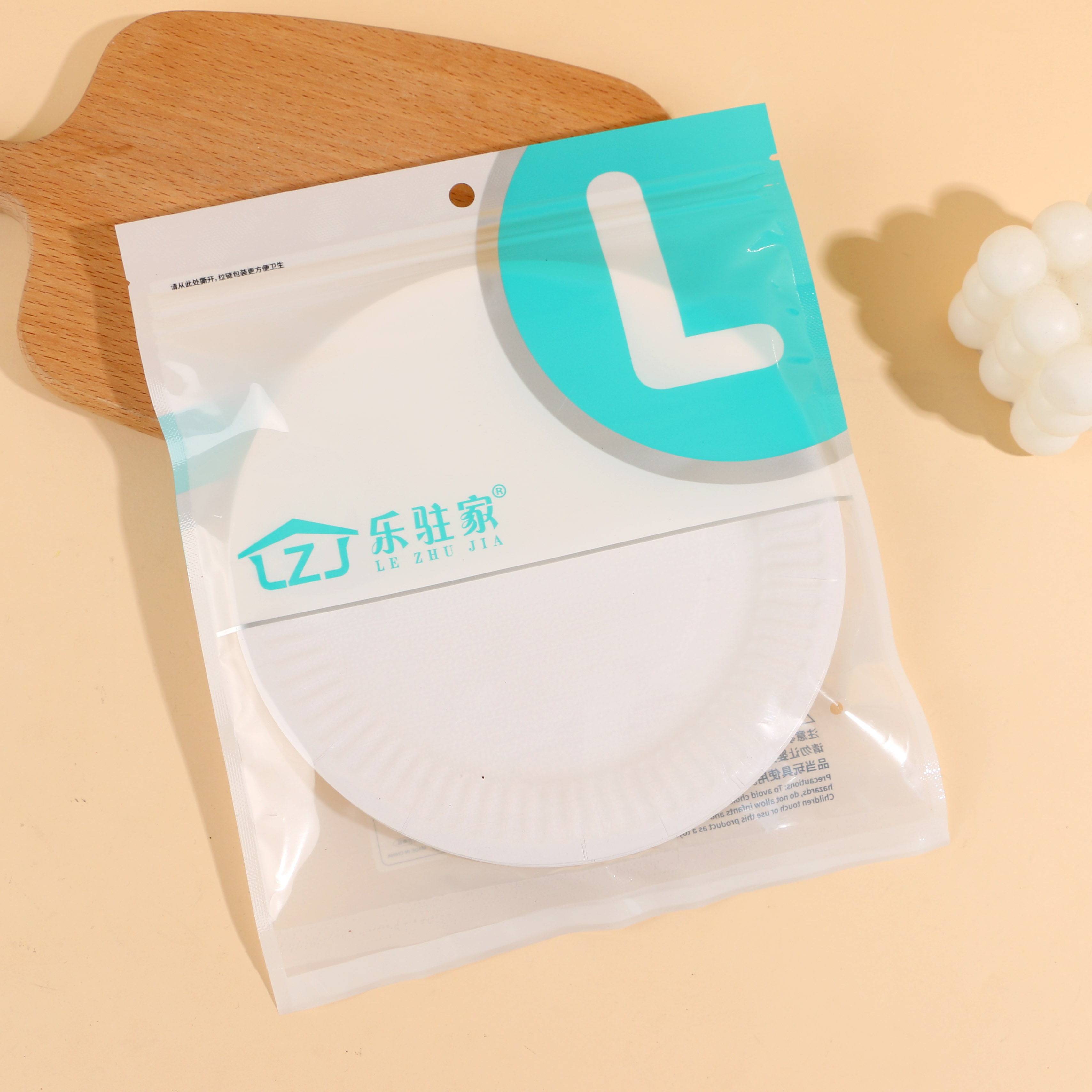 898 disposable round dinner plates