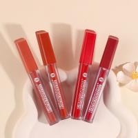 L-1185 أحمر الشفاه.