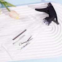 مقصات كبيرة مُدعّمة وإبريق رشّ 1021.