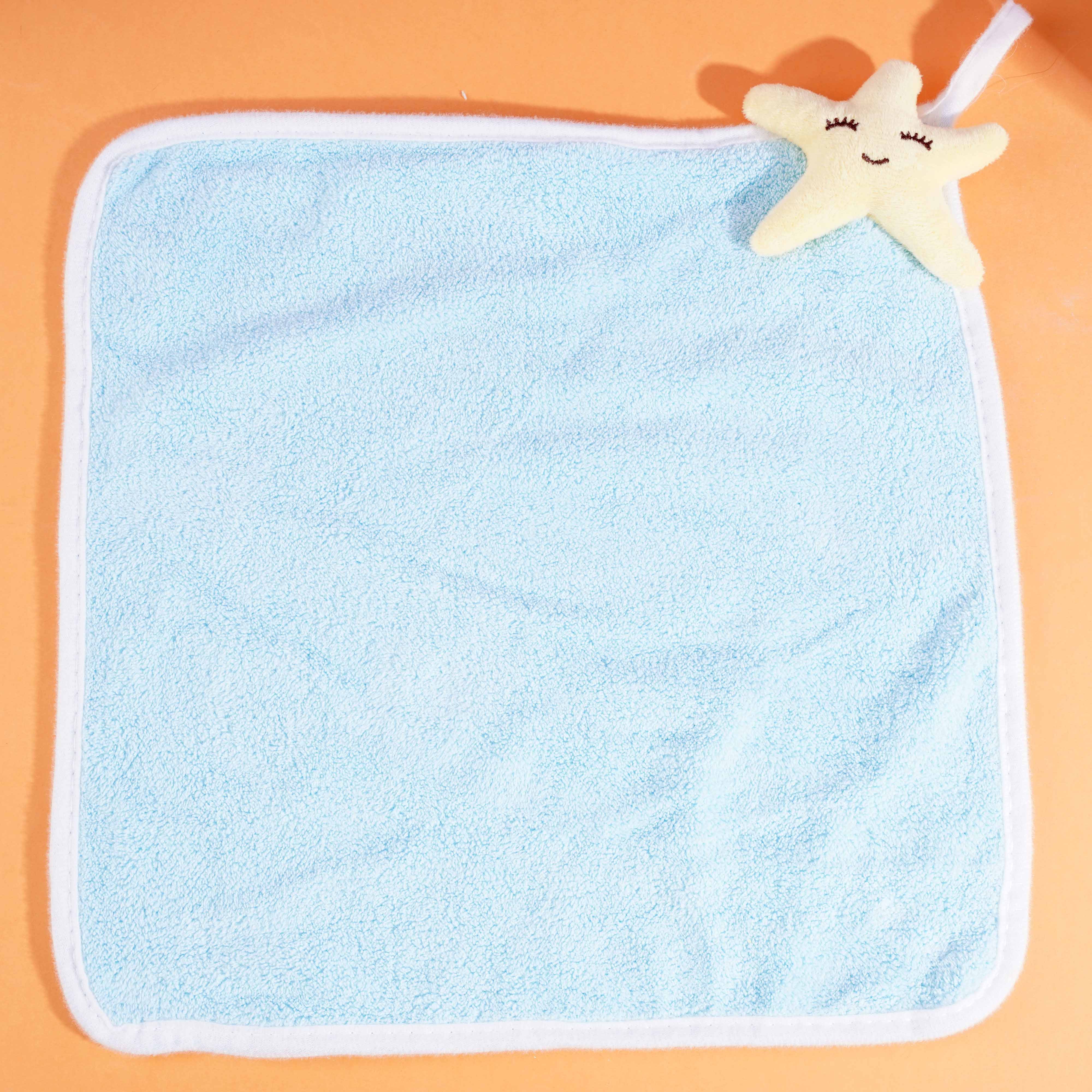 7049卡通挂头方巾