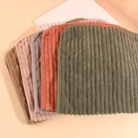 مناشف قطنية بأحجام صغيرة: 30*50 سم.