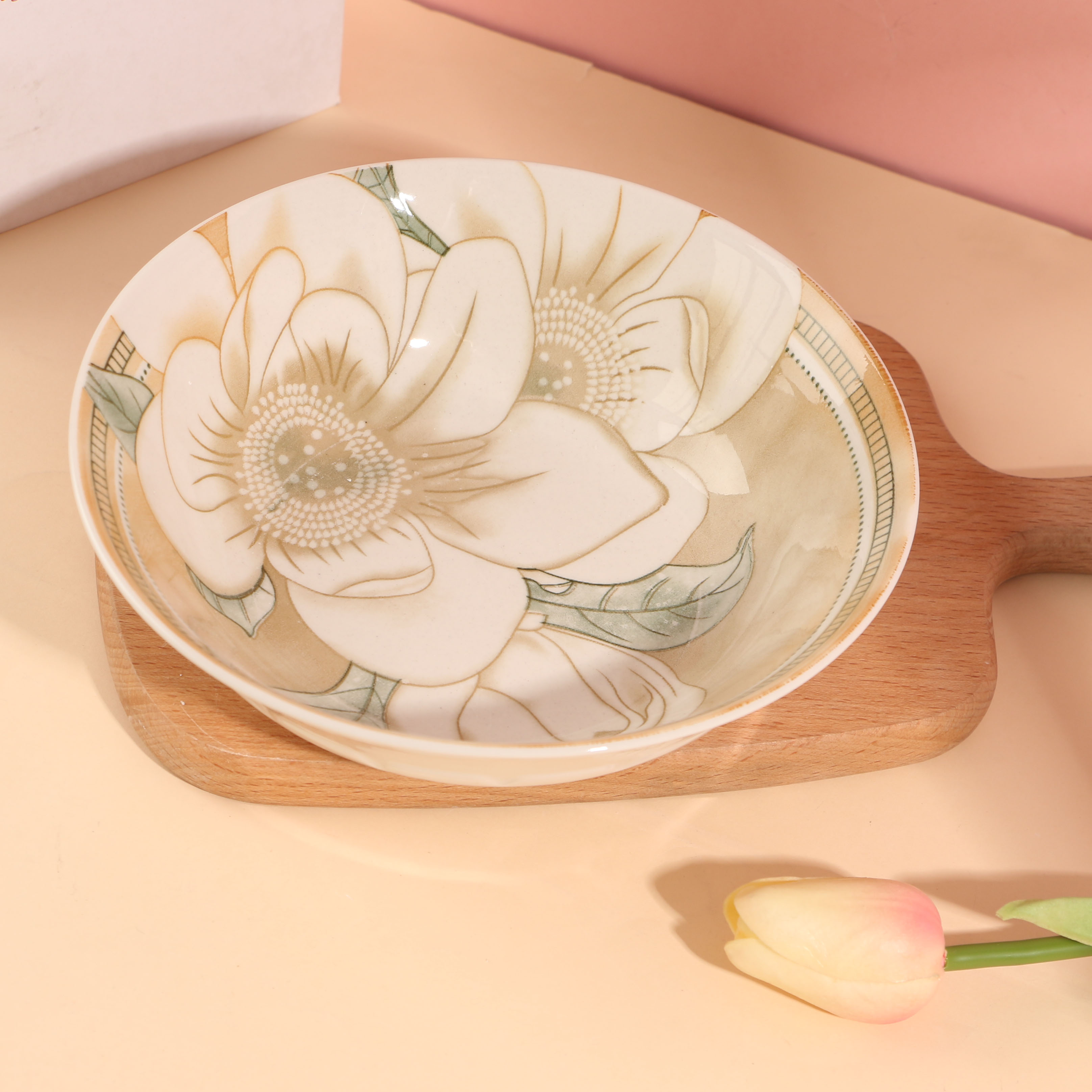 7-inch aviation bowl - Camellia