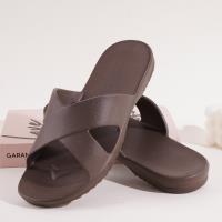 امرأة، 37/38 - 01