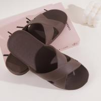 امرأة، 37/38 - 01