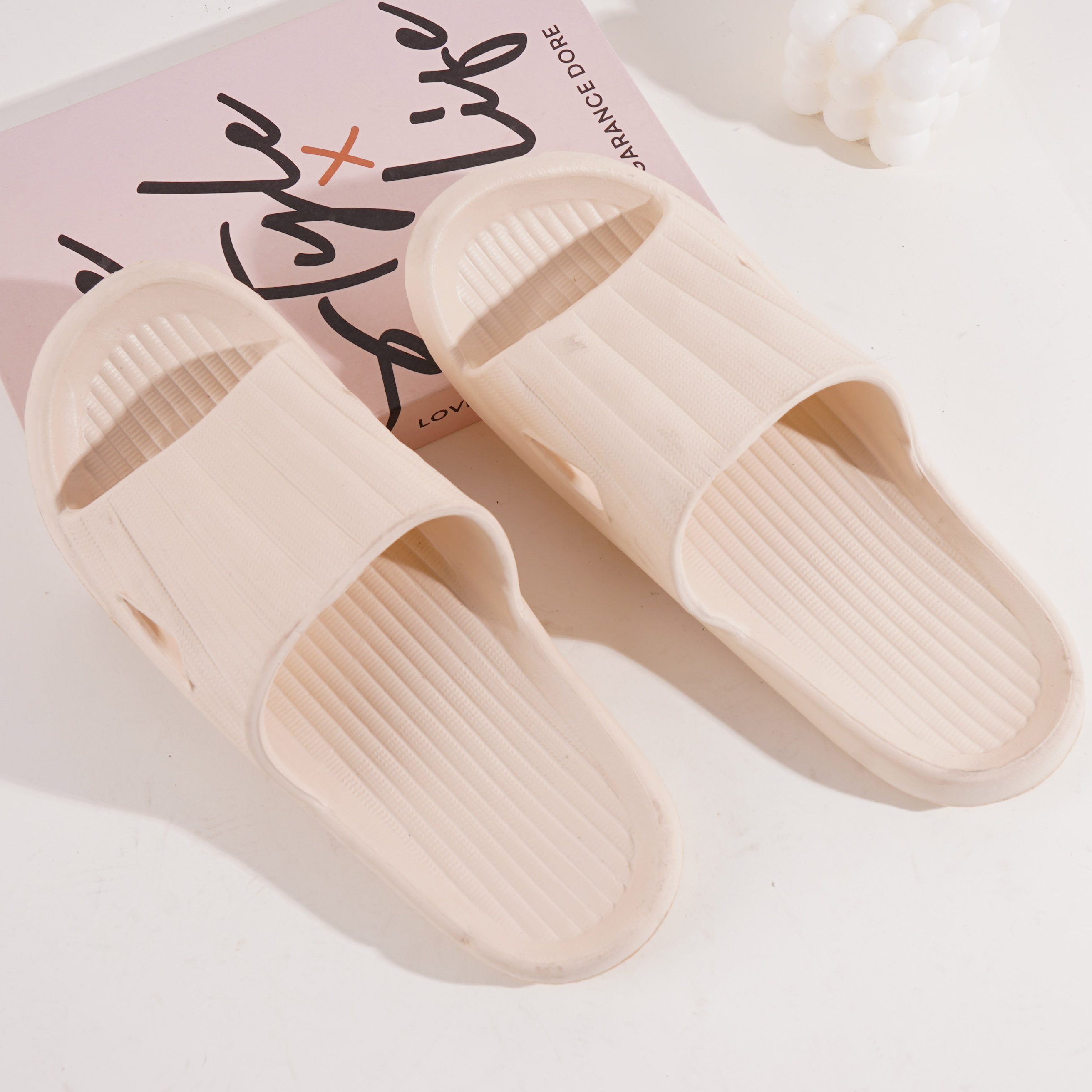 Woman, 37/38 years old - 08