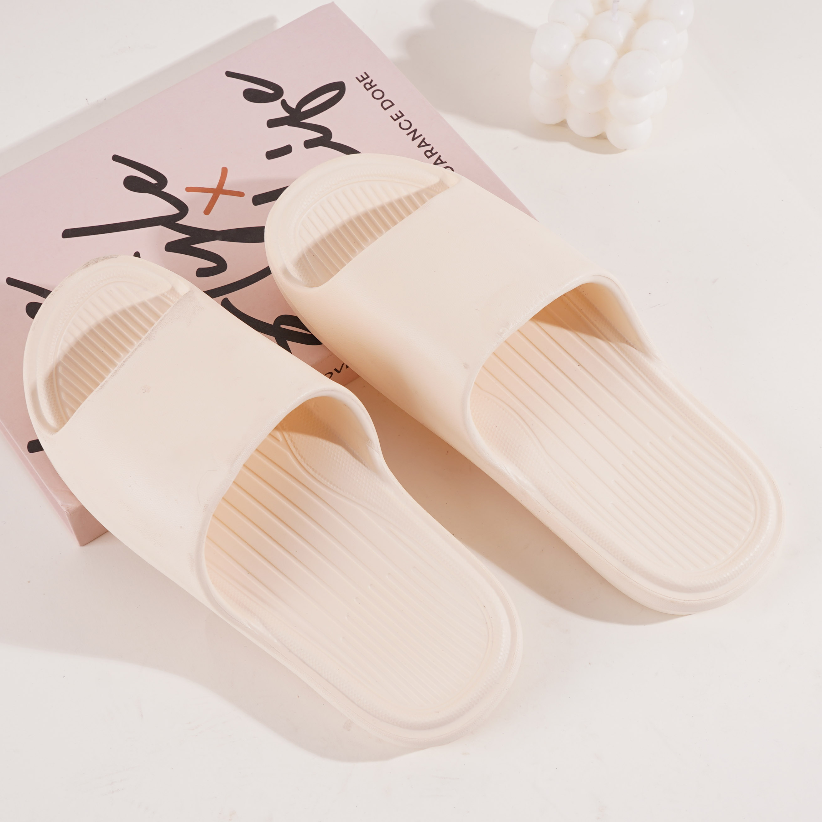 Woman, 37/38 years old - 10