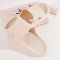 Woman, 39/40 years old - 02