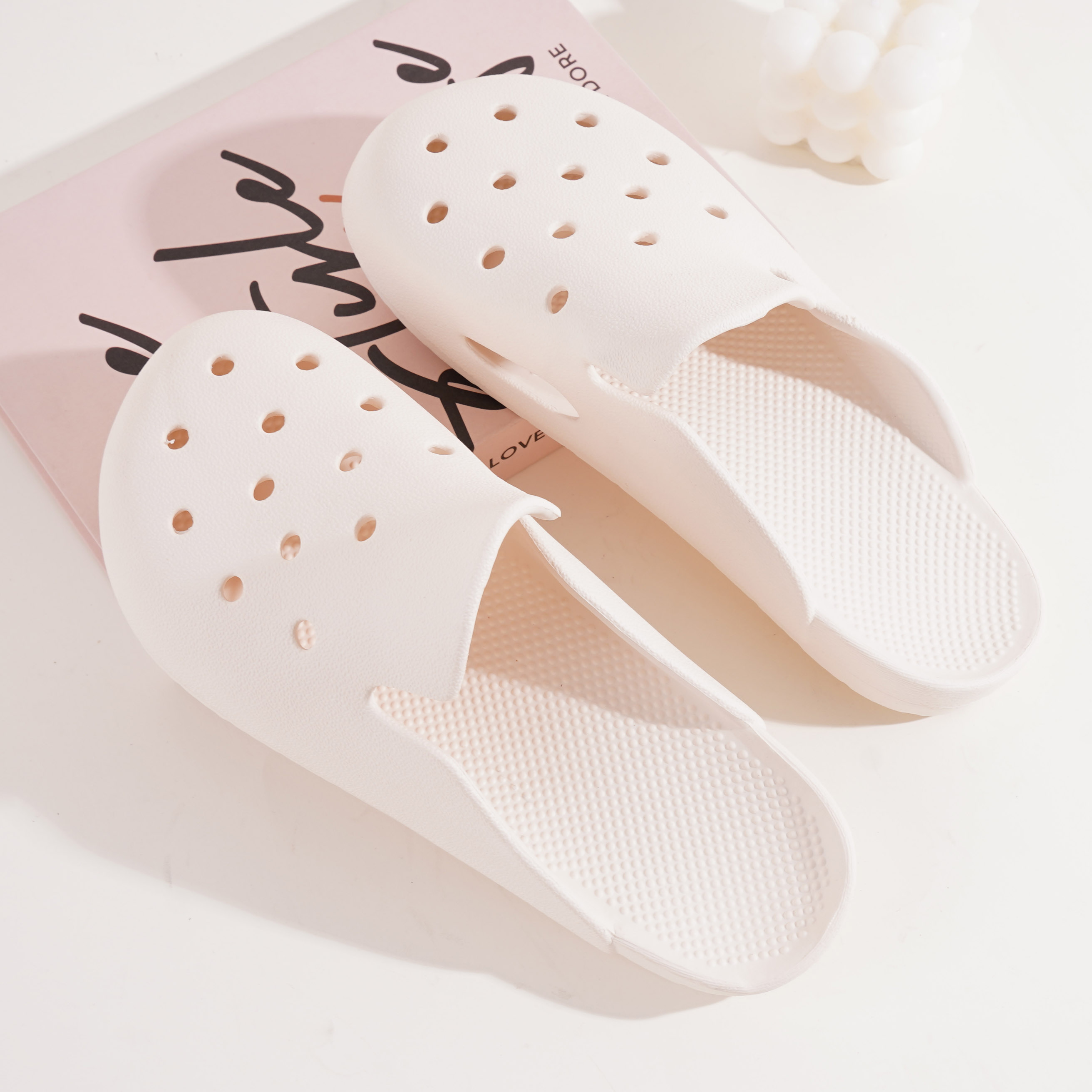 Woman, 39/40 years old—05