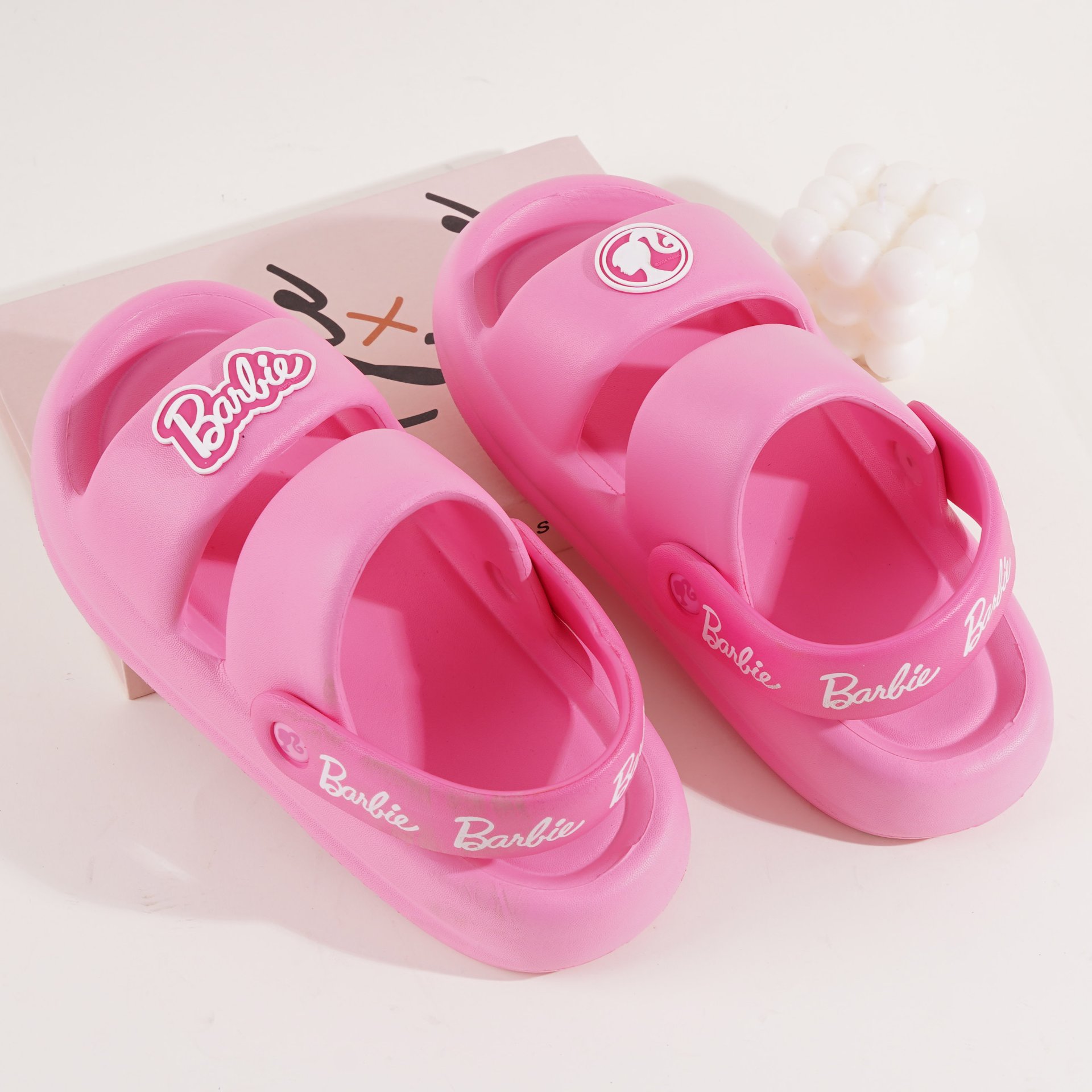 Injection molding 37/38-02