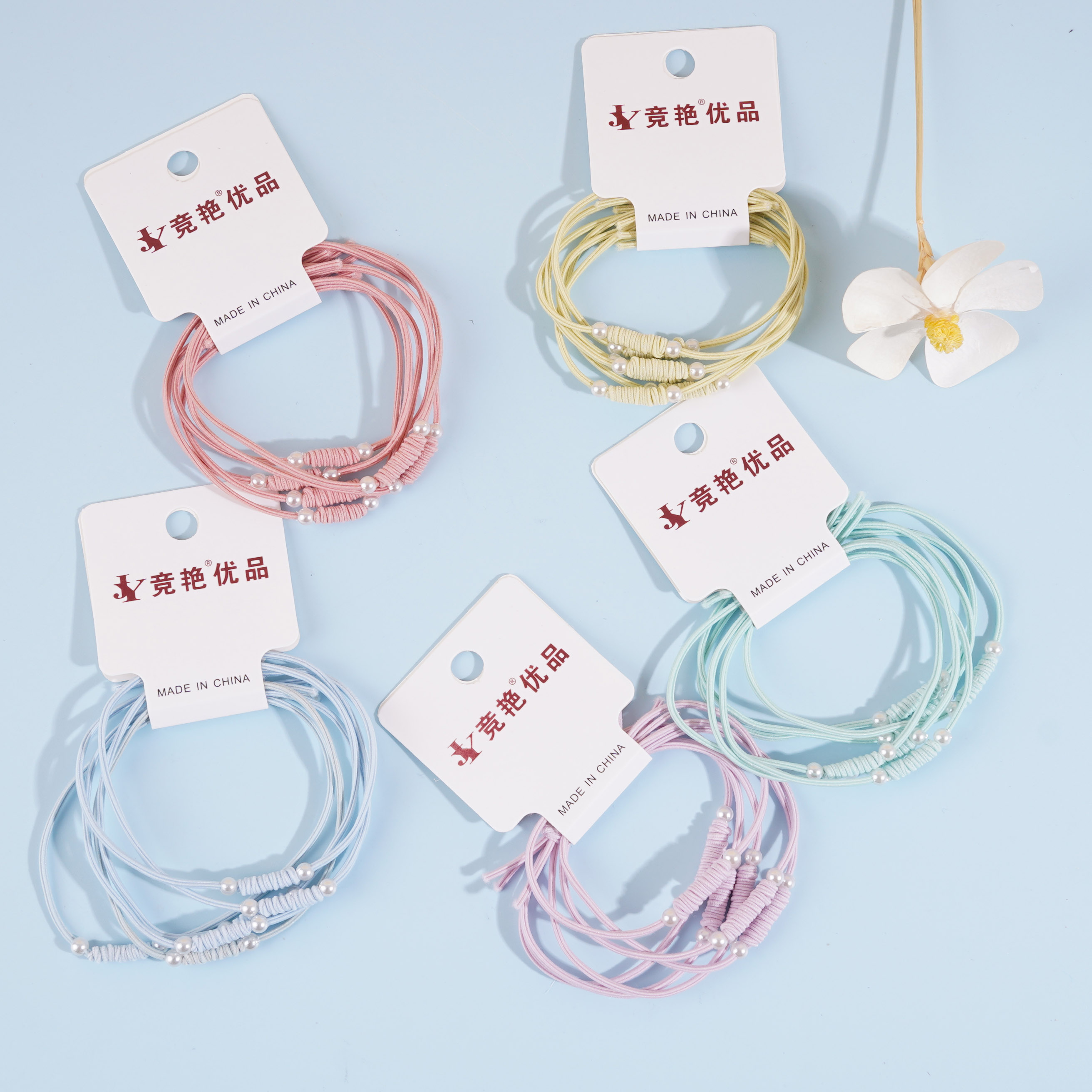 2 Rose-patterned Three-in-One Pearl Head Ribbons