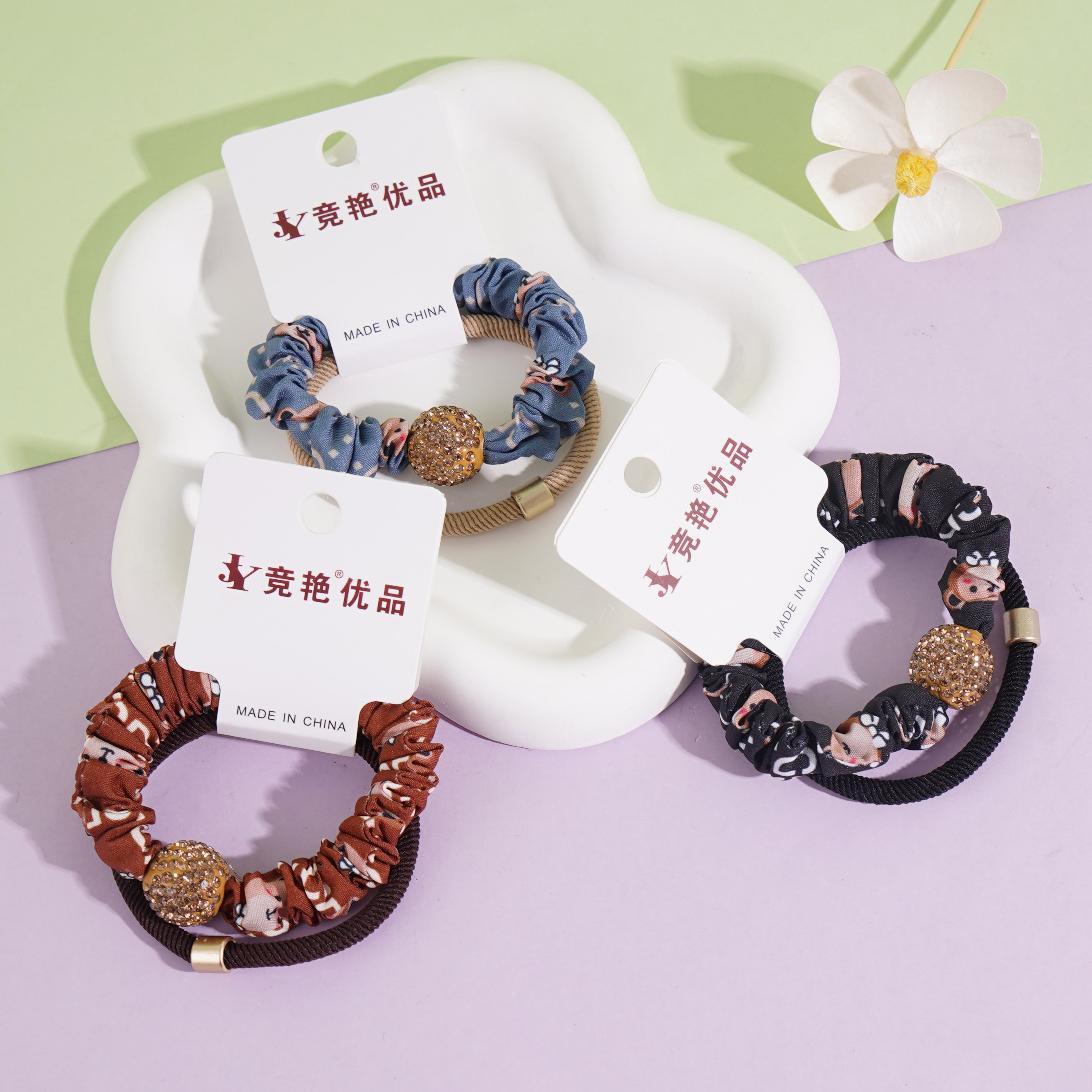 2 pieces of drill ball floral small intestine rope and rubber bands