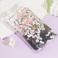 2 pieces of heat-pressed diamond-embroidered ribbons with pearls, small intestine-shaped ropes, and rubber bands