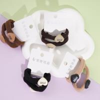 2 heart-shaped accessory towel loops, head rope, and rubber bands