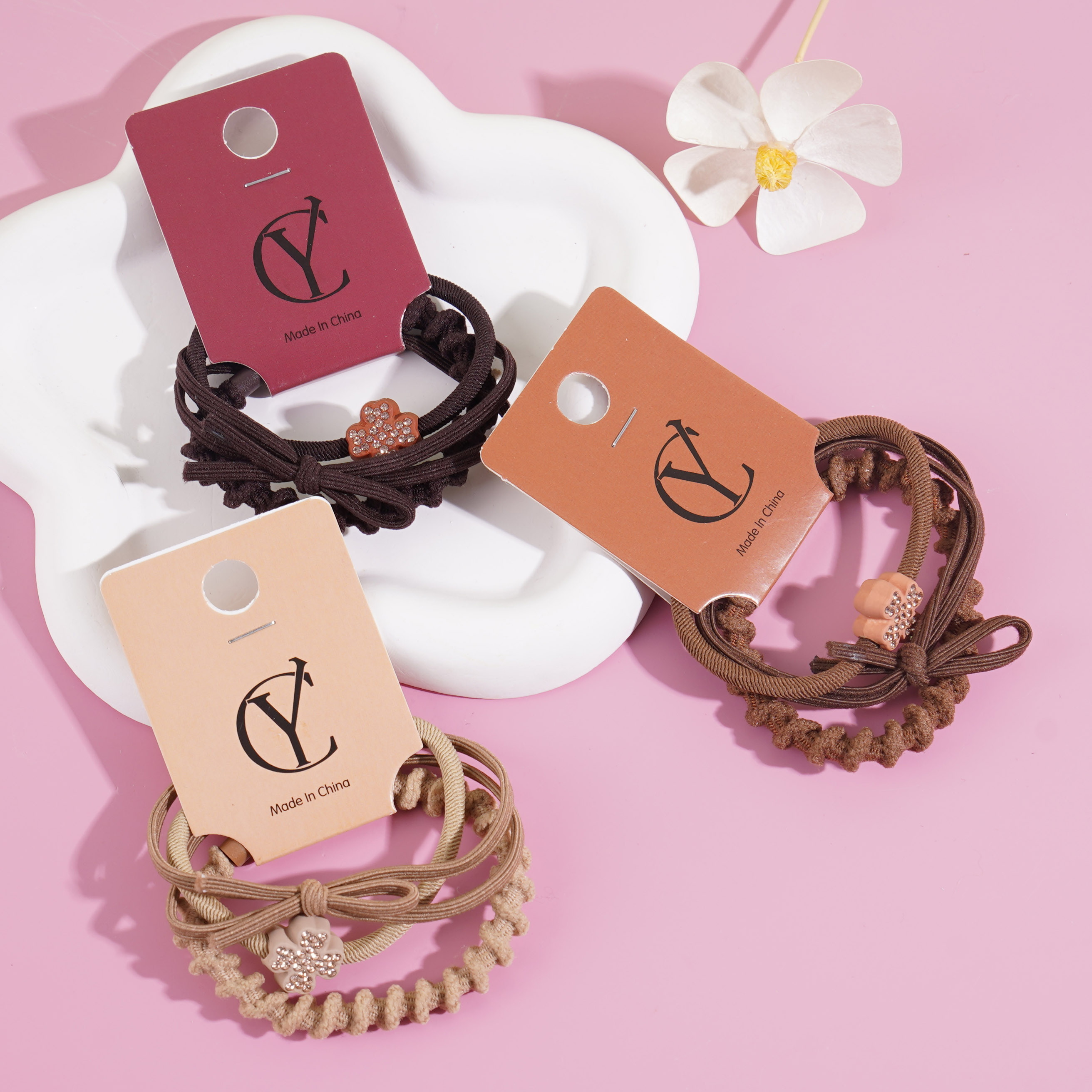 3 four-leaf clover headbands with elastic bands