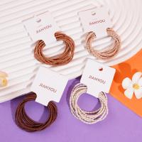 2754 pins and 10 small Mimi Dou crayons