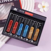 مقص الأظافر HM6215-8T.