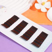 2136 - مشبك واحد لجمال سيدة صغيرة.