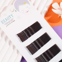 2136 - مشبك واحد لجمال سيدة صغيرة.