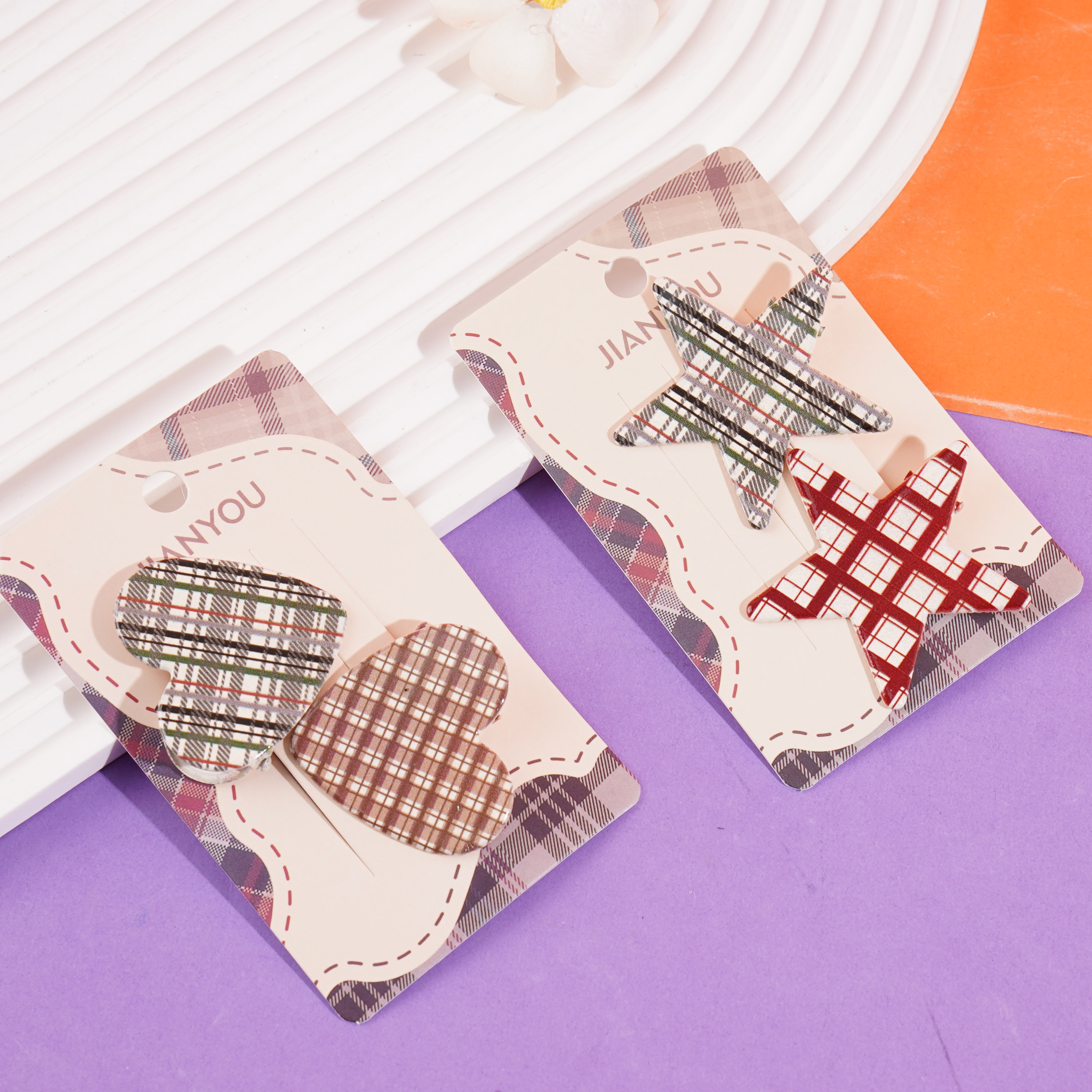 2518 Grid Five-Star Heart Press Clip (Mixed)