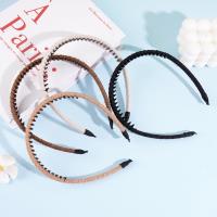 مشبك الشعر البسيط.