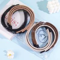 مشبك الشعر البسيط.