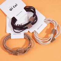 2 square sugar headbands and rubber bands