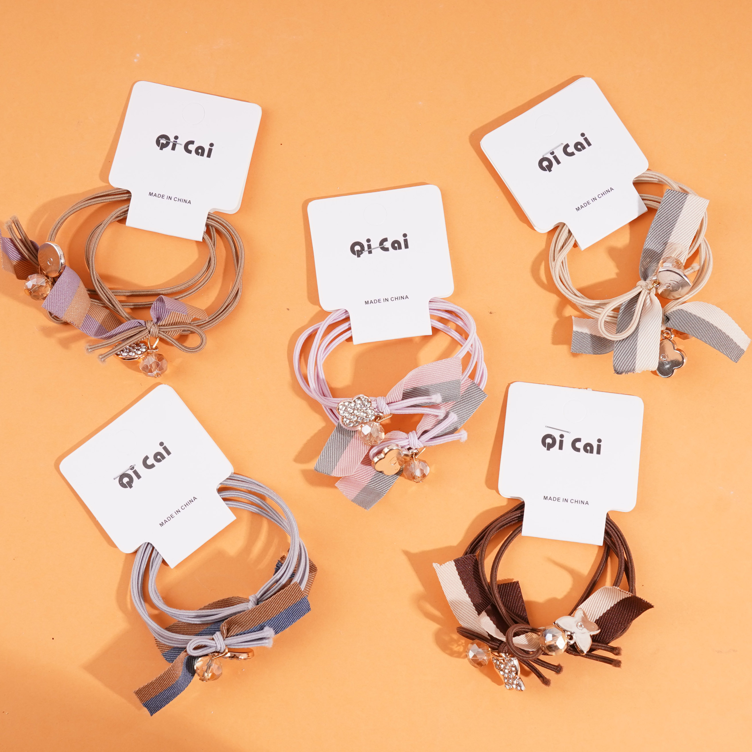 2 pieces of golden diamond-patterned headgear cord elastics