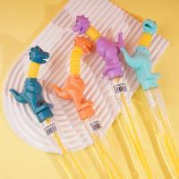 ماء الفقاعات مع جرس الديناصورات وعصا الإلقاء.