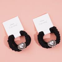 2 heart-shaped large diamond-decorated headbands with elastic bands