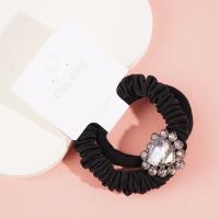 2 heart-shaped large diamond-decorated headbands with elastic bands