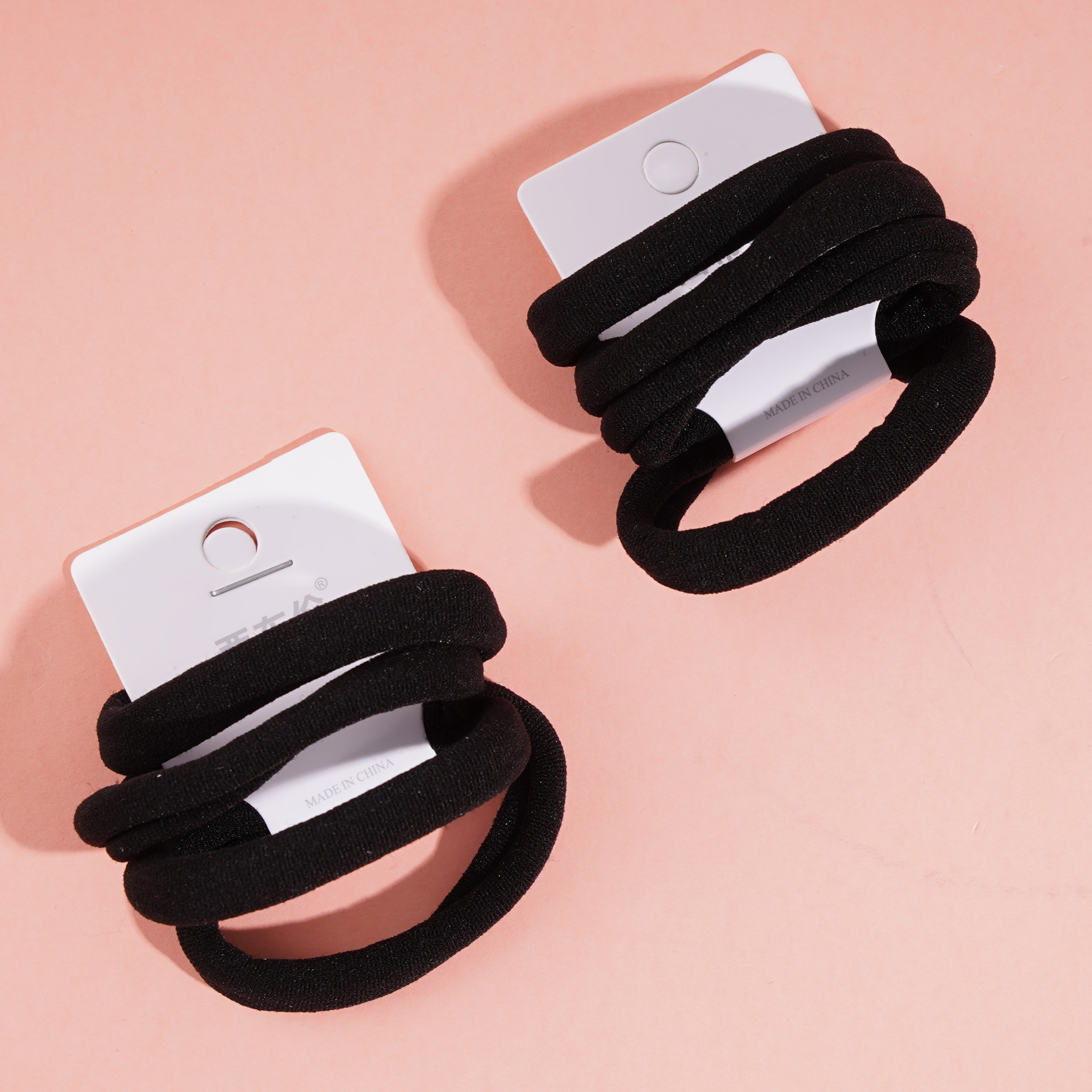 4 black towel loop head ropes and rubber bands