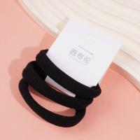 3 black towel loop-headed ropes and rubber bands