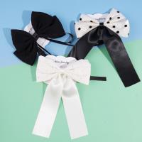 Black and white bow tie mixed duck sandwich