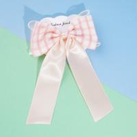 Mixed-pattern gauze bow tie duck clip