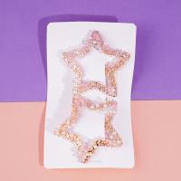 مشبك BB على شكل نجمة خماسية لؤلؤي.