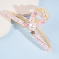 مشبك مربوط بنمط بيرل.