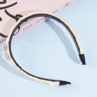 Striped pearl braid headband hair clip