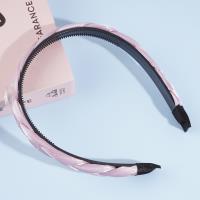 Heart-shaped diamond braid headband hair clip